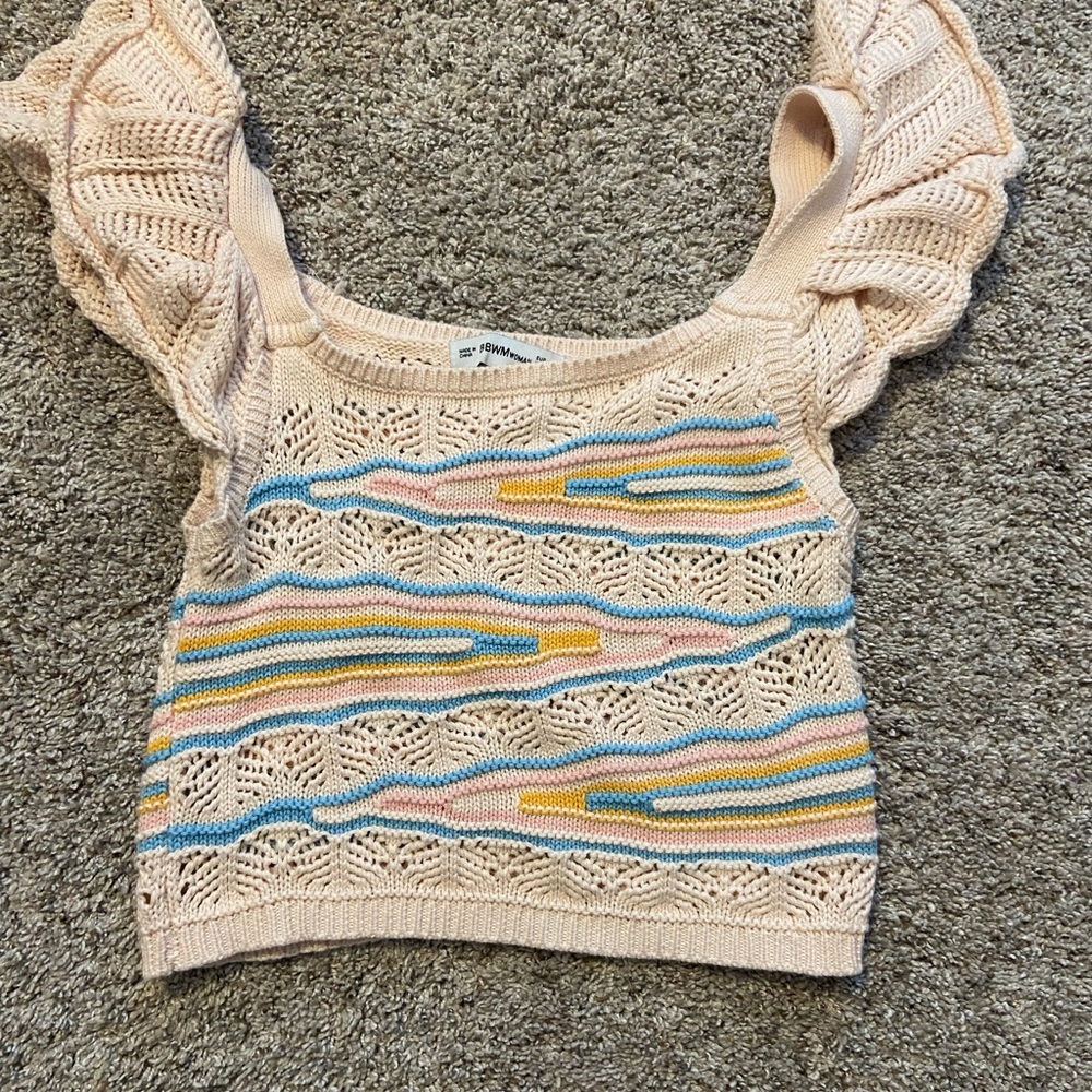 Colorful Knit Crop Top with Ruffled Sleeves